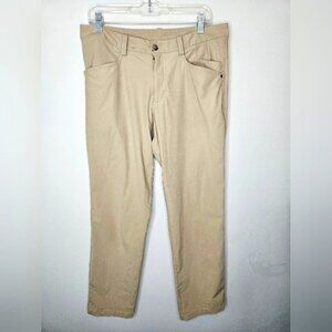 Lululemon ABC stretch pants.  Measurements in Pictures